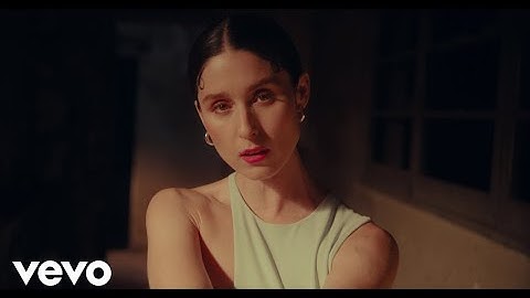 Francisca Valenzuela - Como La Flor (Video Oficial)