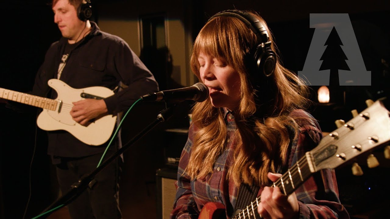 Miranda Winters Mickey Audiotree Live Youtube Miranda winters is an indie songwriter and musician with deep roots in chicago diy. miranda winters mickey audiotree