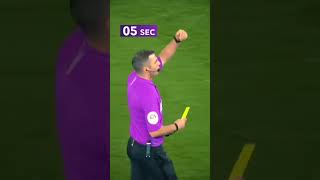 Gabriel Martinelli - Two yellow cards in 5 seconds