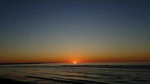 Djerba القارئ هزاع البلوشي سورة القدر