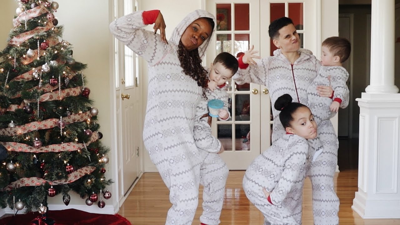Ultimate Family Christmas Onesie Dance Battle - YouTube