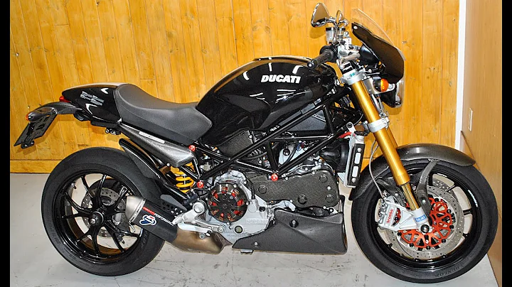 Ducati Monster S4RS tesrastretta exhaust sound with TERMIGNONI muffler and details. 詳細及びテルミニョーニマフラー音