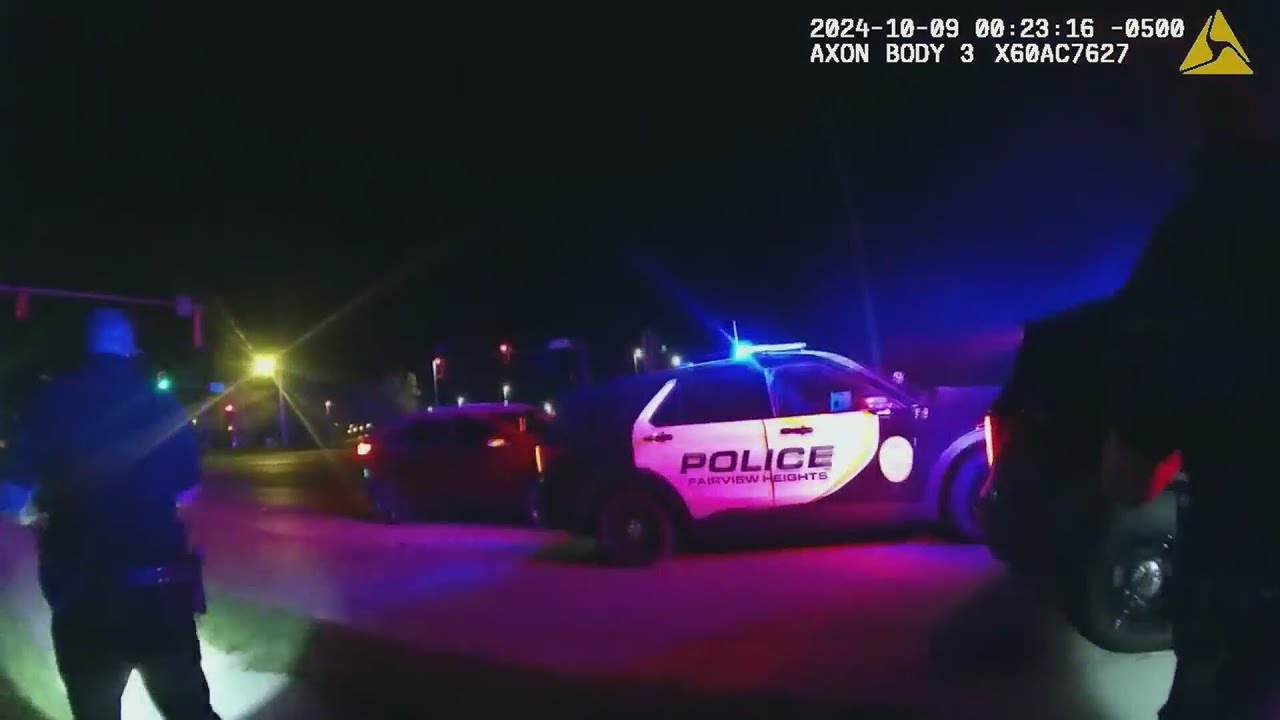 Drunk driver crashes into police vehicle during traffic stop - YouTube