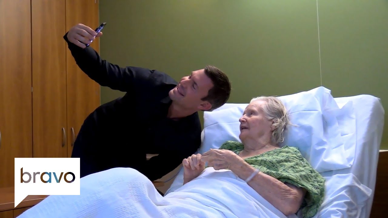 Flipping Out: Monroe FaceTimes With Jeff's Grandmother (Season 11, Episode 6) | Bravo