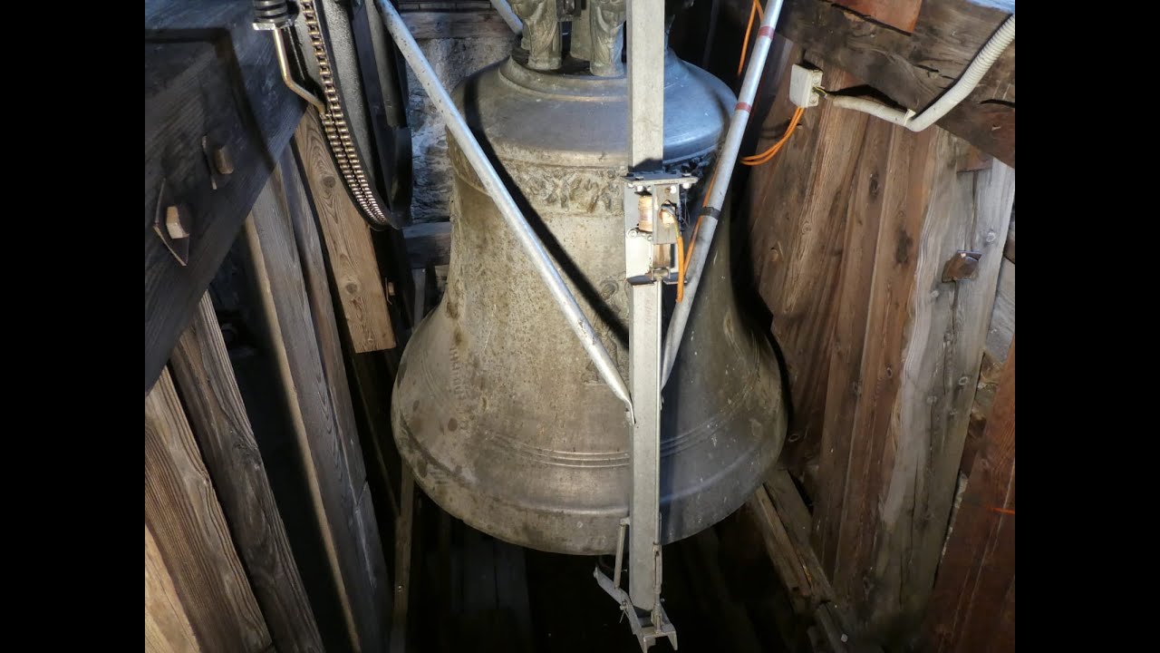 Rinn (Tirol-A) Geläute der Pfarrkirche zum hl. Apostel Andreas