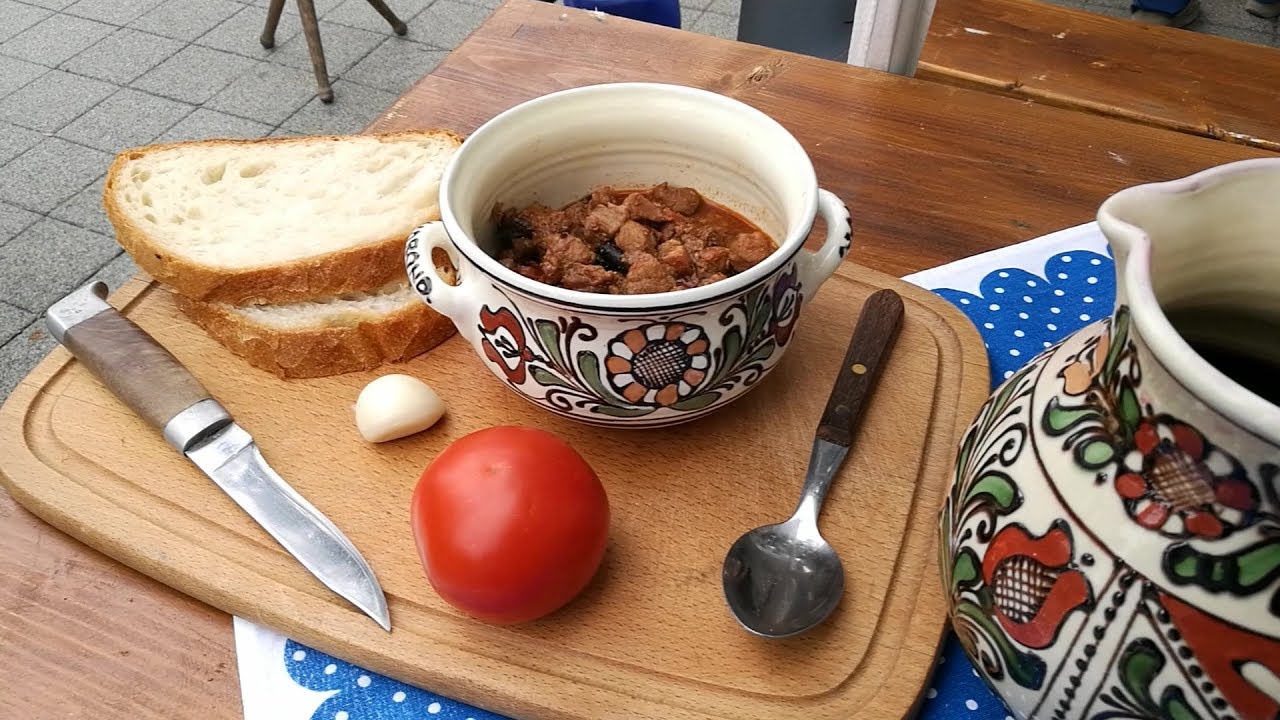 Vaddisznópörkölt göcsejben-Wild boar stew-Wildschweinragout-