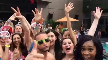@demilovato LIVE performance 2015 Cool For The Summer for 1st time at Z100 Pool Party! NYC