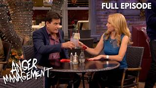 Download Lagu Anger Management- Charlie \u0026 Jen Together Again | FULL EPISODE | Sn 2 | Ep 5 | Lionsgate TV MP3