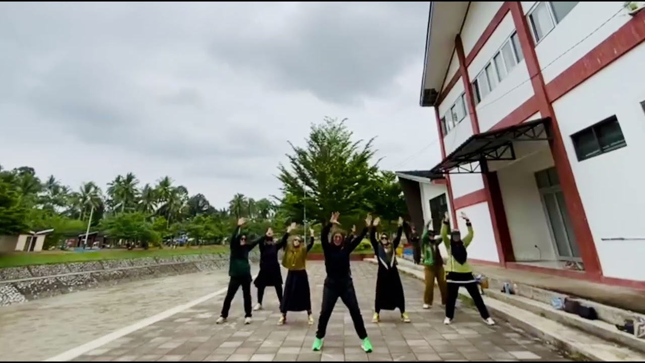 Yalla Habibi Whisnu santika/ZIN ElmiJ 