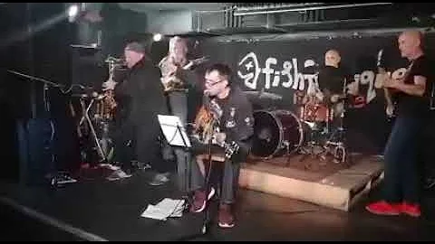 Мой друг уже как лунь седой..