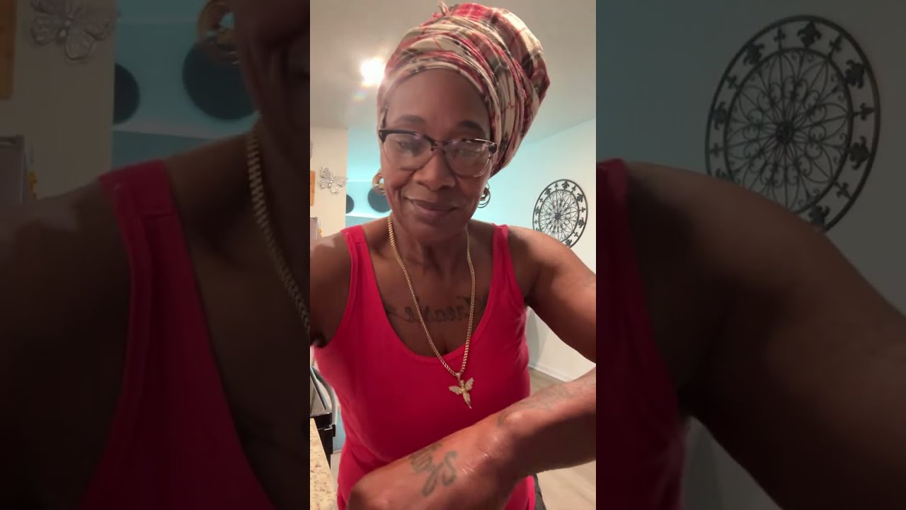 RASTA QUEEN $treasie1 is live!