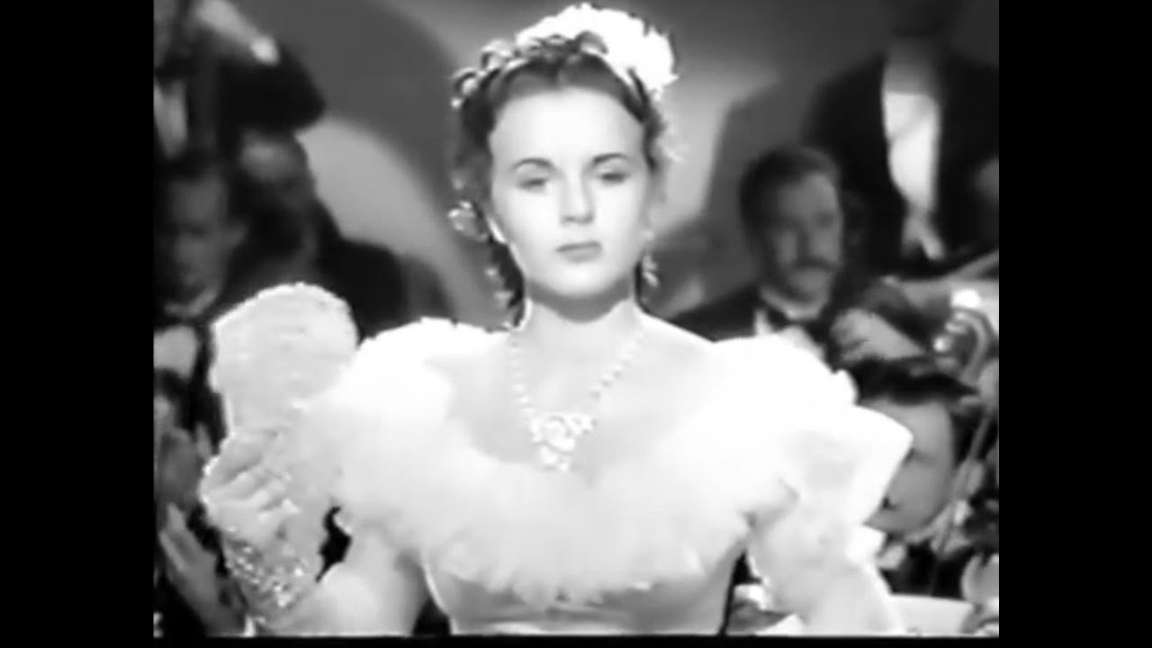 Spring Parade (1940) - Ilonka goes the ball, after all.