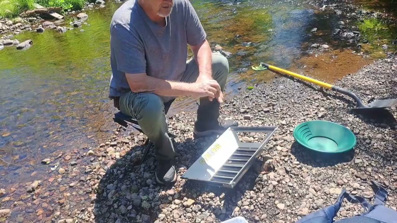 Testing  with the Gold Hog flow pan.