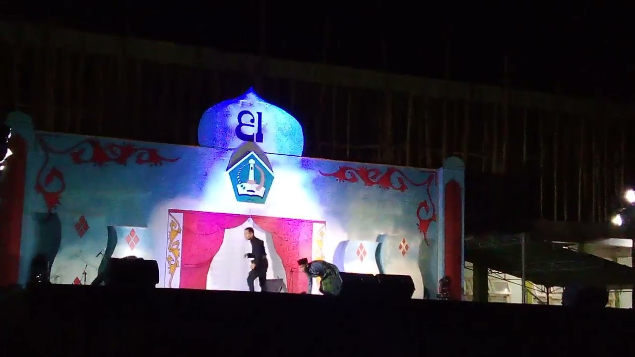pentas seni santri ponpes modern manbaul ulum dasan ketujur gerung lobar ( pencak silat)