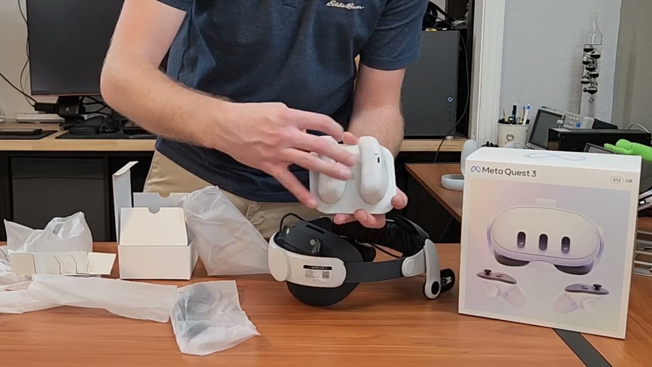 Unboxing BoboVR M2 Plus (For M3 Retrofit) - YouTube