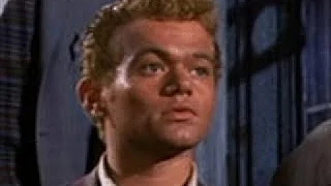 Interview with West Side Story Actor/Choreograp......
