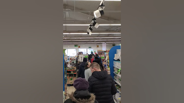 Bijatyka i ogromną kolejka w Biedronce HIT