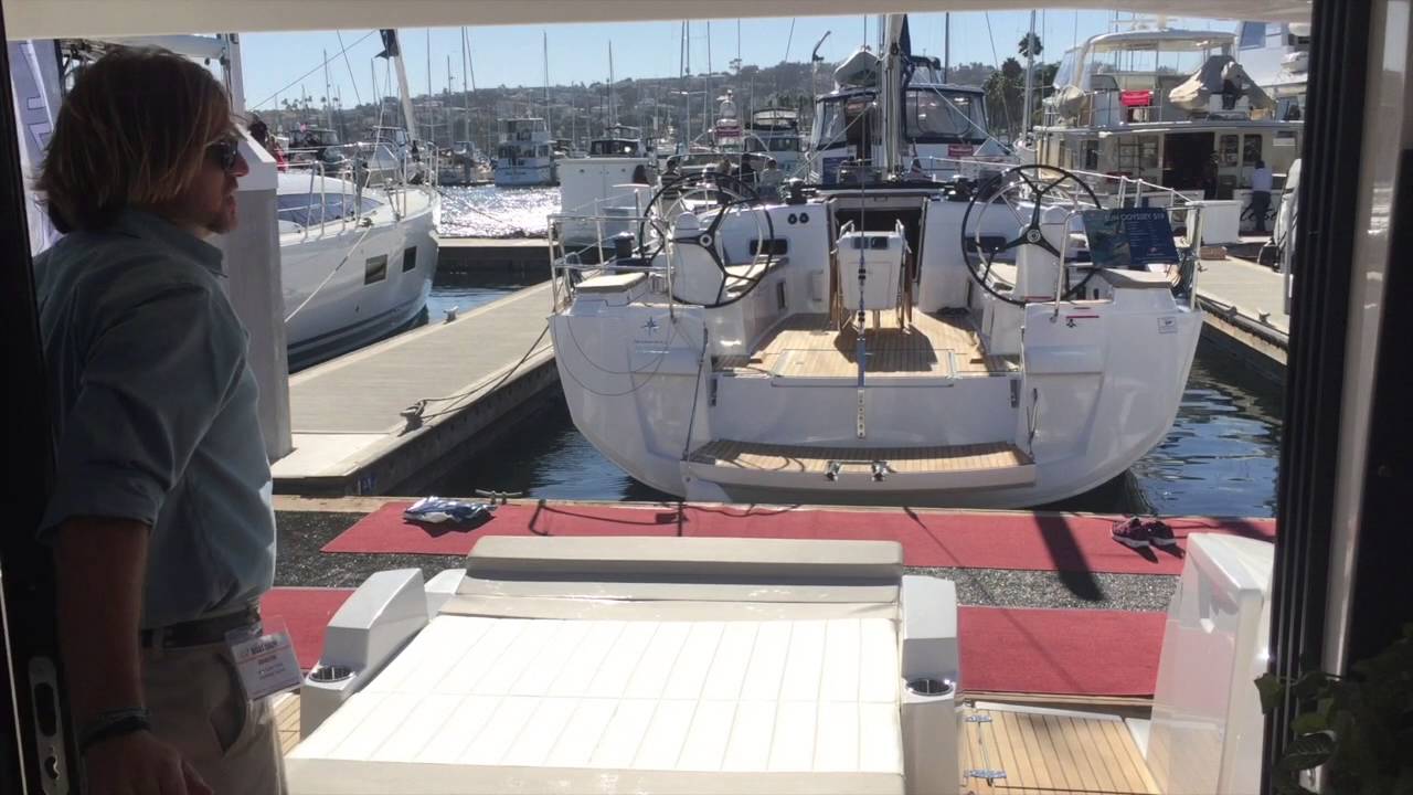 NC11 Jeanneau Powerboat Aft Convertible Seat Lounge Operation By: Ian Van Tuyl