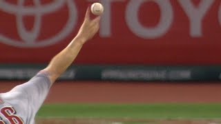 CIN@CLE: Wood strikes out Brantley swinging
