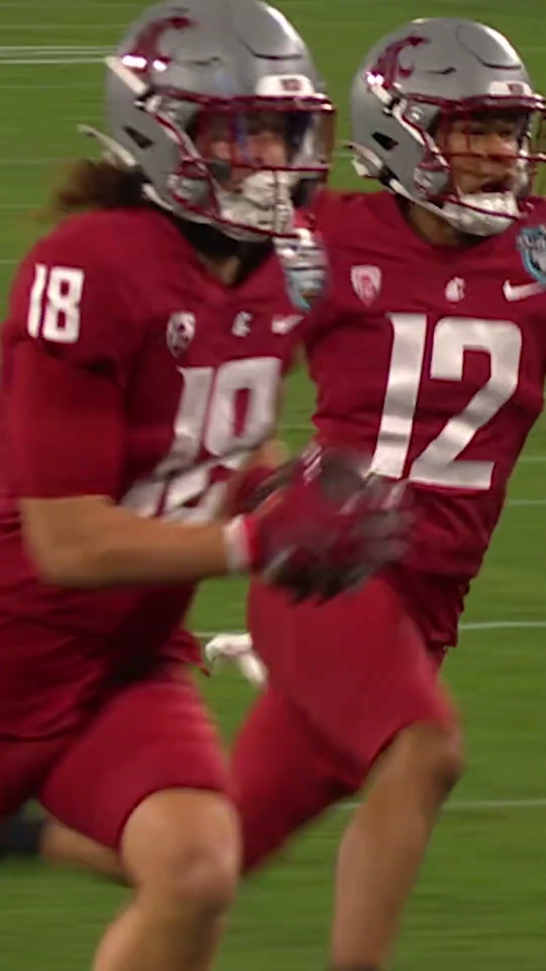 A PUNT BLOCK TD! ?✋? #HolidayBowl #WashingtonState
