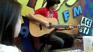 Video thumbnail of "Teddy Geiger - Try too Hard [Private performance]"