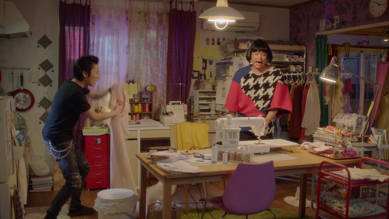 ベイス Base のcmで香取慎吾が女装と漁師 ネットショップ開設が30秒 夢をあっさり現実に