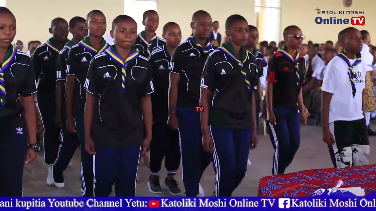 #MAAJABU YA WANAFUNZI WA VISITATION BETHEL GIRLS SECONDARY WAPIGA GWARIDE KAMA WANAJESHI