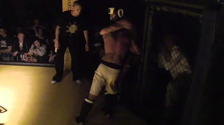 Cage Wars 8 - Matt Leddick vs Joshua Weeks