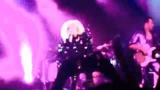 Goldfrapp - Crystalline Green &amp; I Wanna Life (En vivo Salón Cuervo)