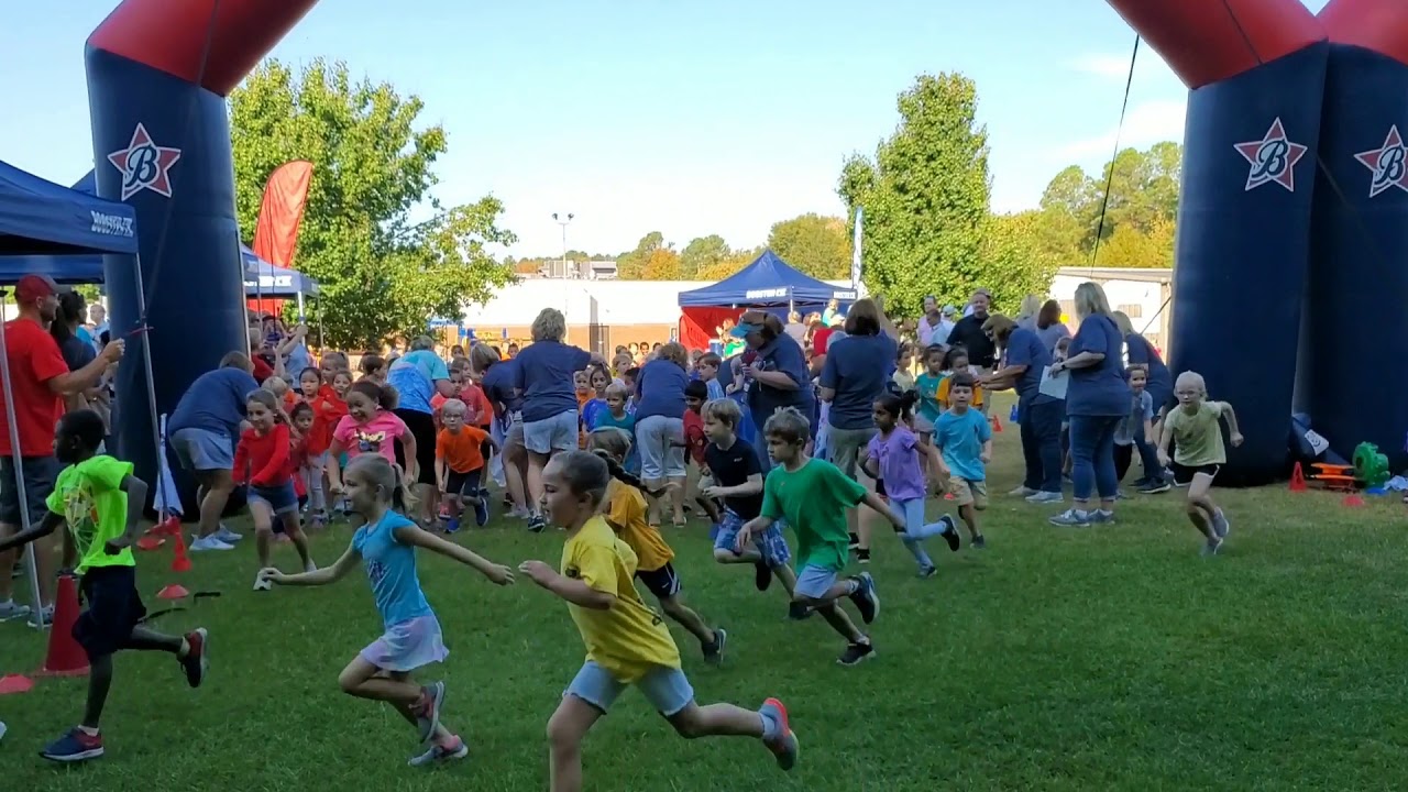 Kids Jump Run And Swing Youtube Kids Jump Run And Swing Youtube