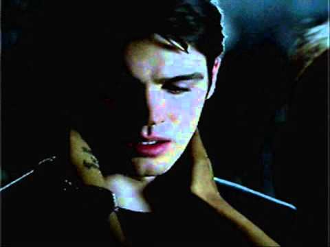 მიკე ლექსი აღარ მაწუხებს შენი სიცივე