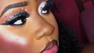 Easy Holiday Soft Glam - How to Apply Rhinestones To Your Eyes