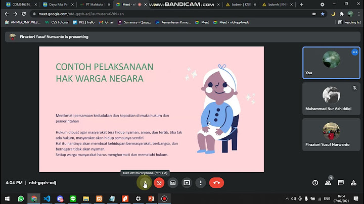 Apa informasi yang disampaikan dalam teks kehidupan burung