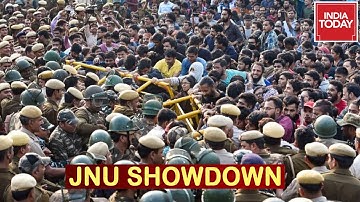 JNU Showdown: Time For Administration To Reach Out To Students And Roll Back Fee Hike? | India First