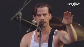 Sit Next to Me — Foster The People (Live @ Hangout Music Festival) chords