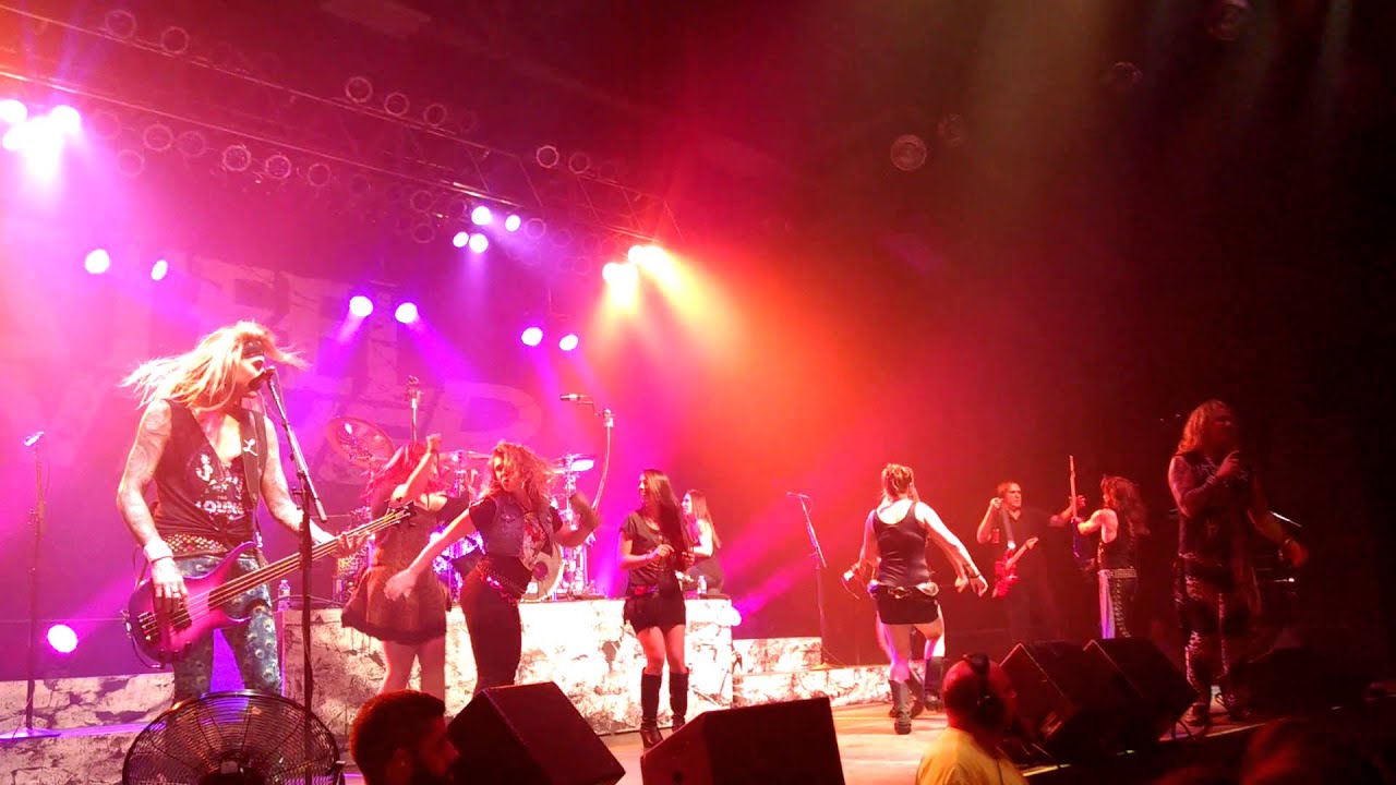 Steel Panther17 Girls in a RowPortland 5/15/15 YouTube