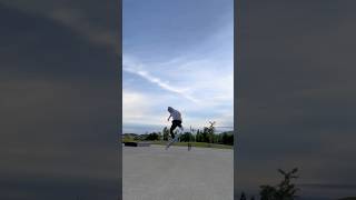 Lil Hard Flip #nike #skateboarding #ytshorts #