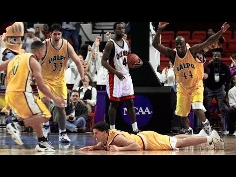 Bryce Drew buzzer beater: Valpo vs. Ole Miss (1998)