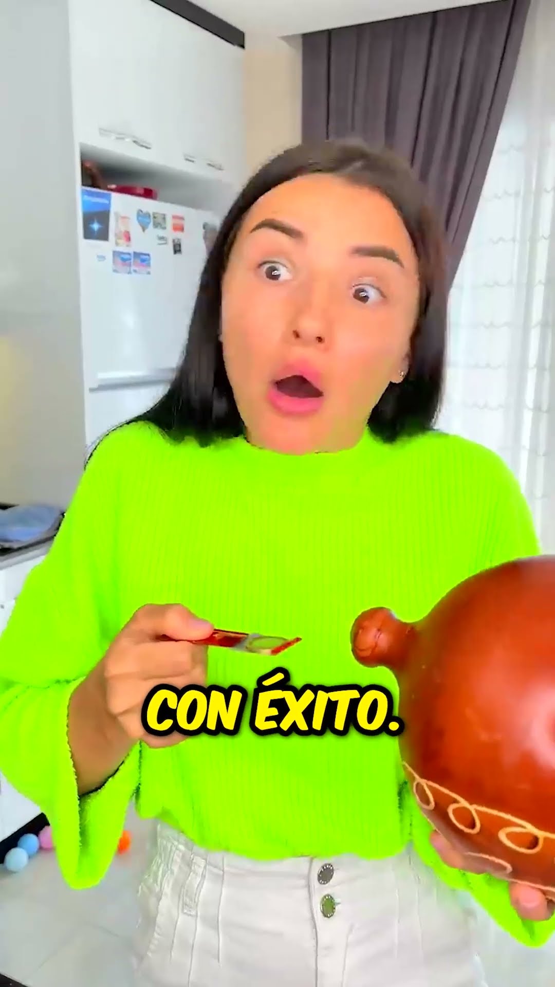¡Este chico estaba ahorrando monedas, pero ocurrió algo impactante! ?