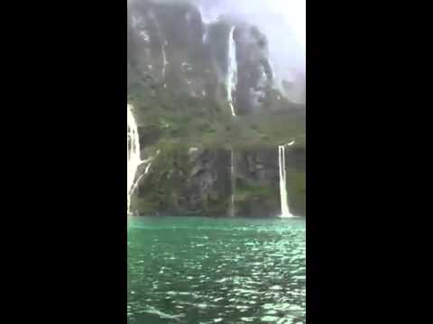 سبحان الله العظيم سرمد سعدون