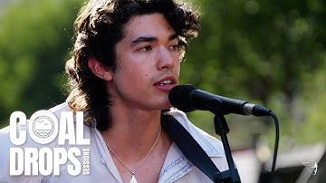 Conan Gray - Vodka Cranberry (Live) | Coal Drops Sessions