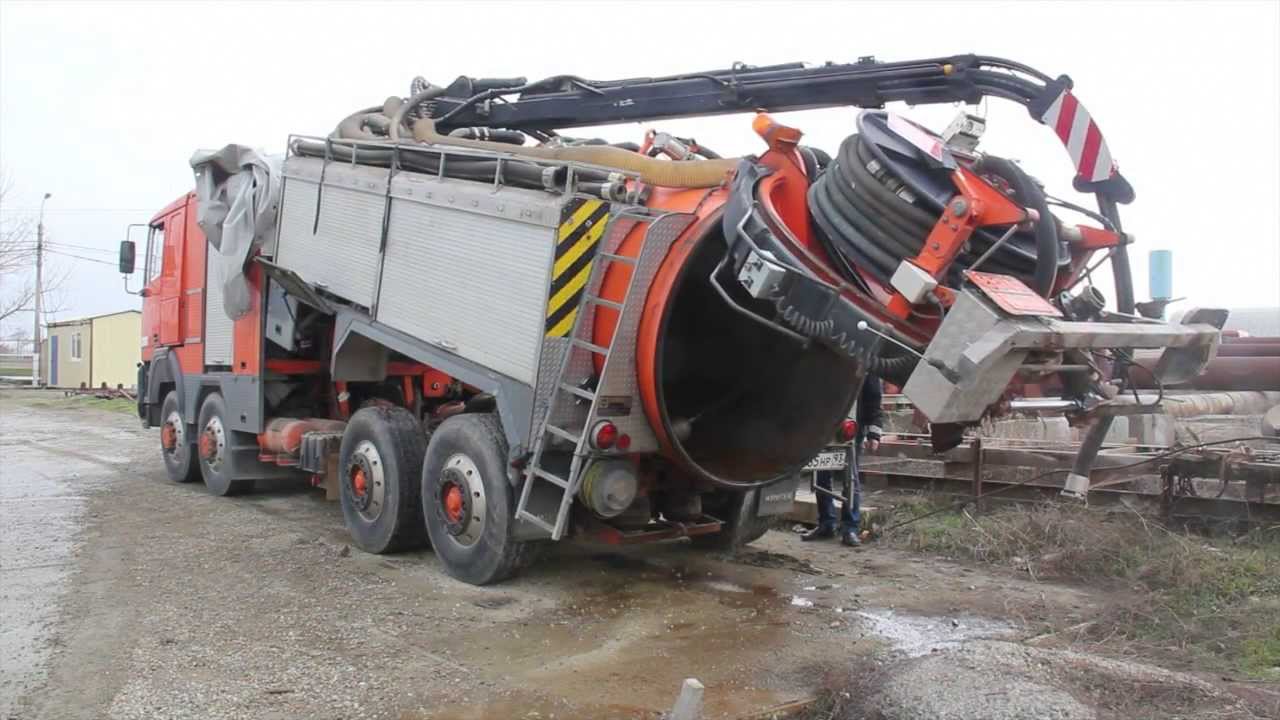 Демонстрация зачистной вакуумной машины GINAF/DAF