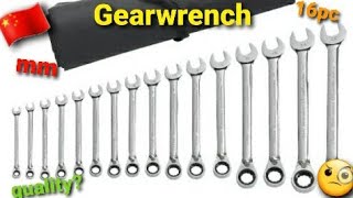 GEARWRENCH 16 Pc. 12 Pt. Reversible Ratcheting Combination Wrench Set with Tool Roll Metric  #9602RN