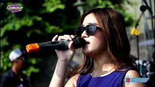 ANGEL VARIA THE SHARPNESS OF LOVE