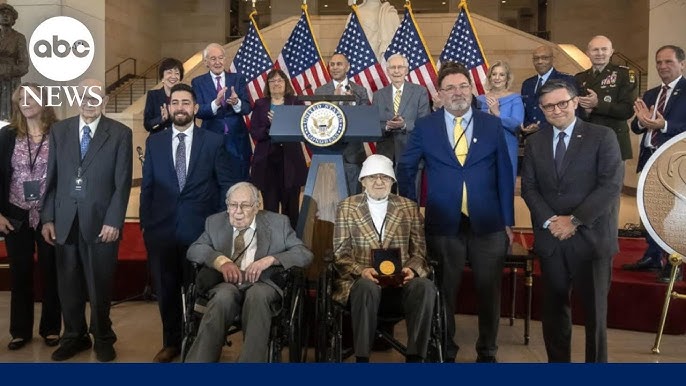 Wwii Ghost Army Who Saved 30 000 Us Soldiers Receives Congressional Gold Medal