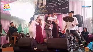 OTHERS CHOOSE full bajidoR // VOC WIDH GEMOII & WIWIN KARISTA live MUSTIKA WEDDING