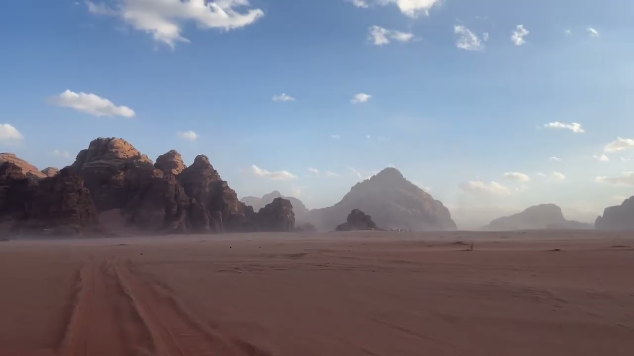 Exploring Wadi Rum, Jordan 🇯🇴 | Desert Safari, Bedouin Camp & Epic Views