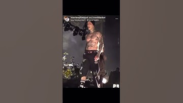 Kourtney Kardashian Surprise Pregnancy😱 @ Travis barker concert #shorts #viral #style #fashion #wow