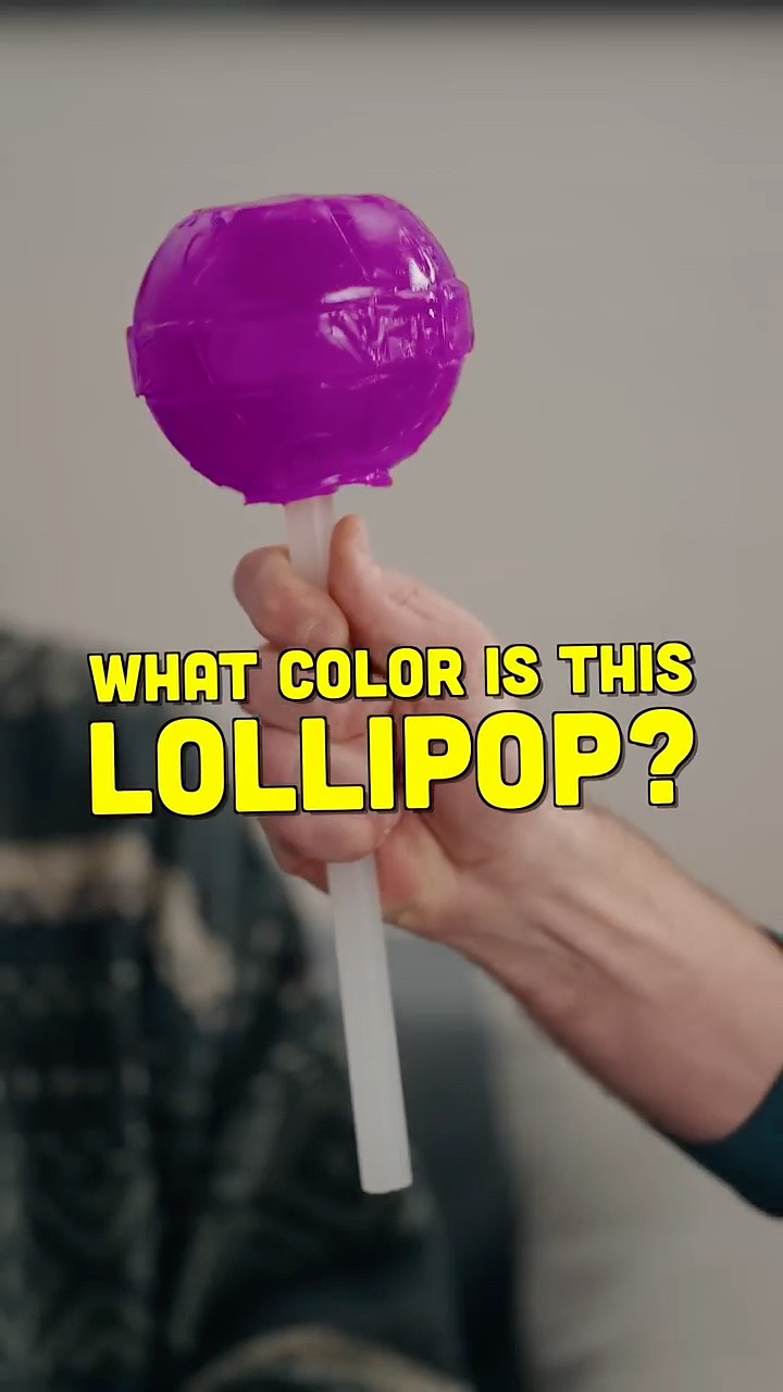 This Lollipop Changes Colors!