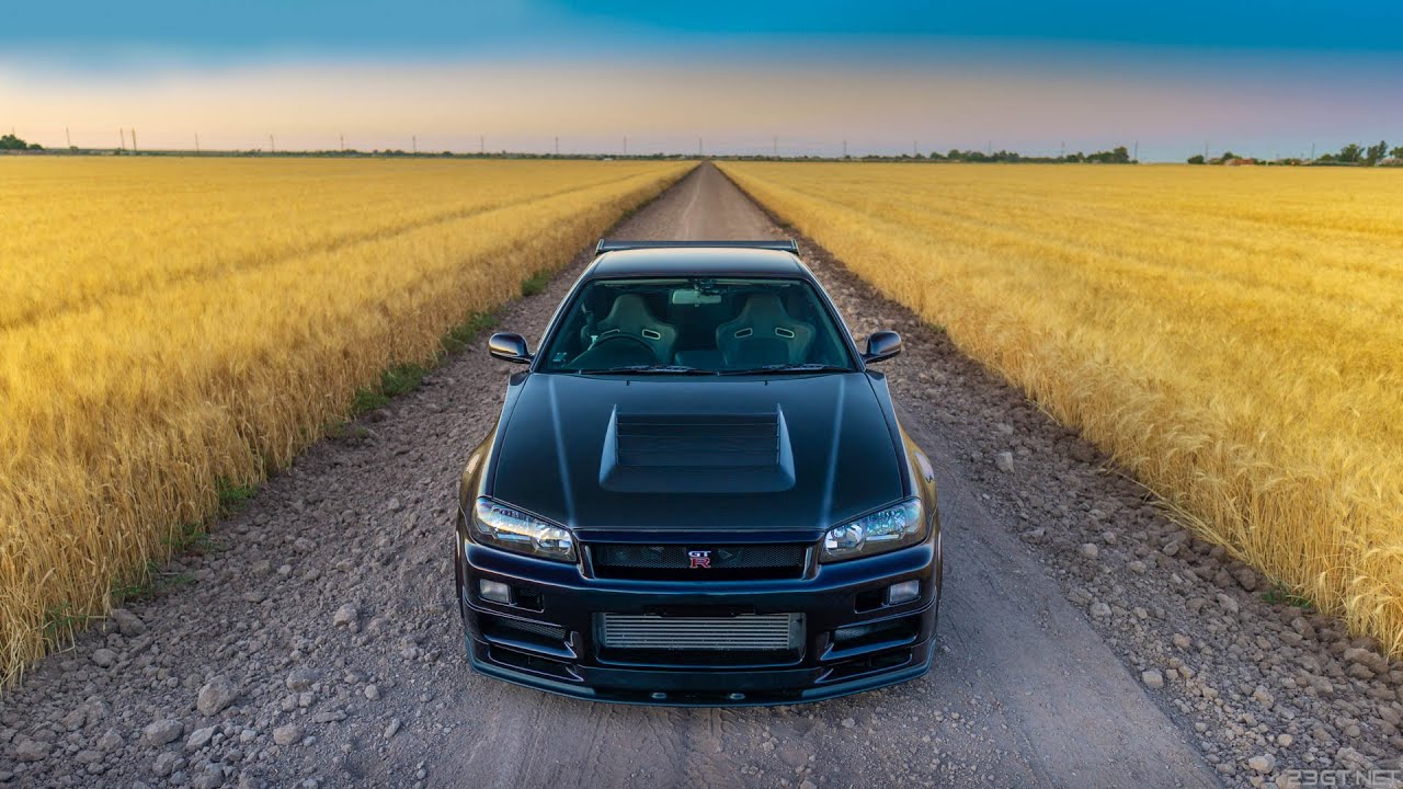 Take a deep breath: The R34 Nissan Skyline will be legal for import next  year - Autoblog